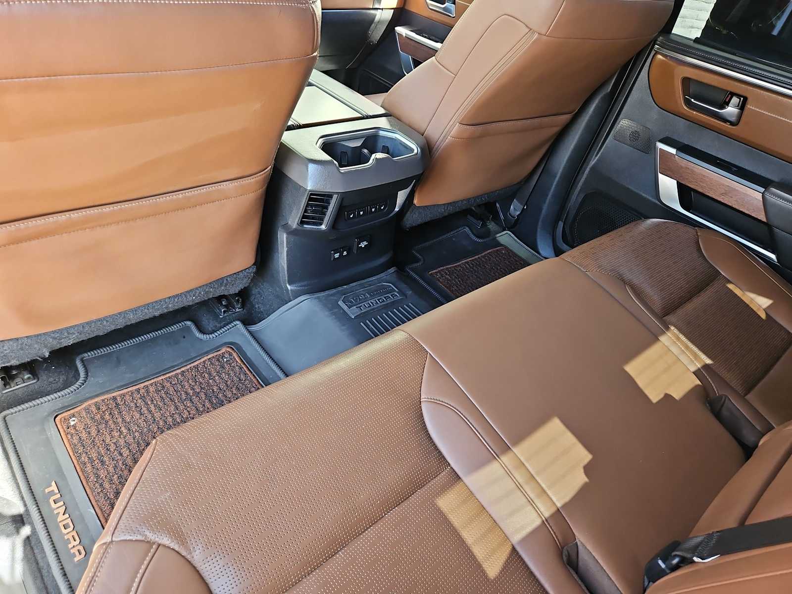 Thumbnail: 2022 Toyota Tundra - 17