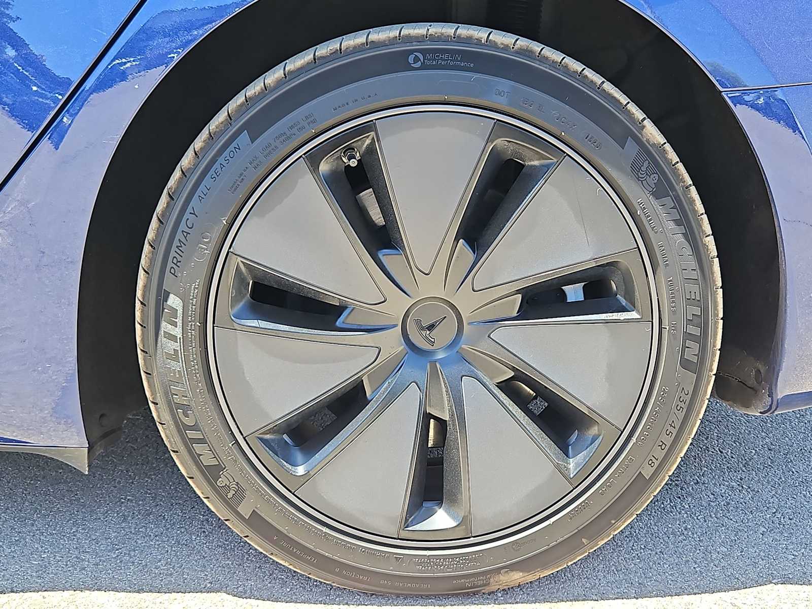 Thumbnail: 2025 Tesla Model 3 - 12
