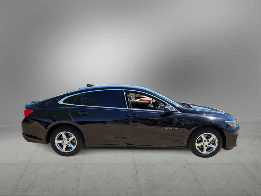 2018 Chevrolet Malibu LS 9