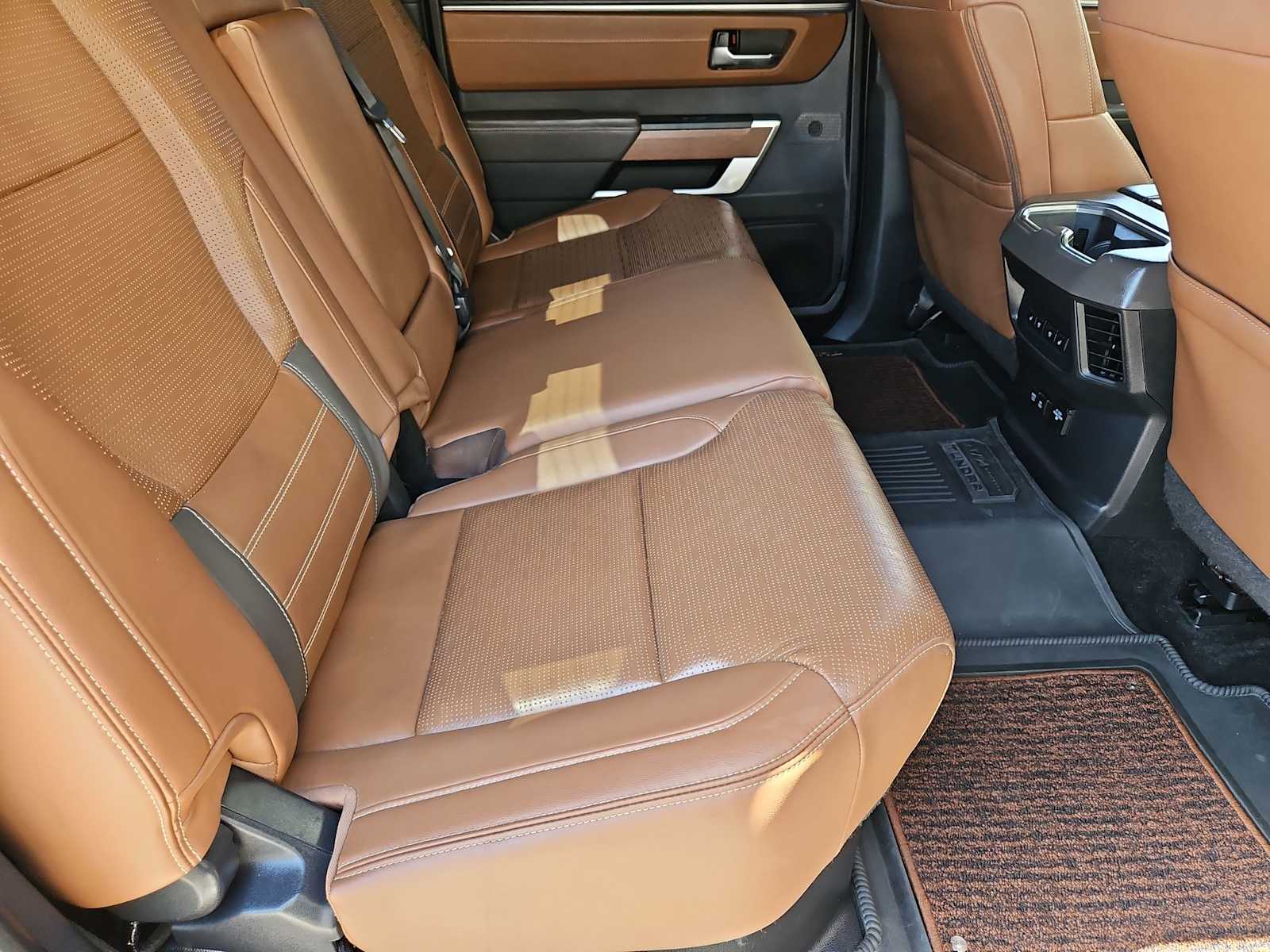 Thumbnail: 2022 Toyota Tundra - 19