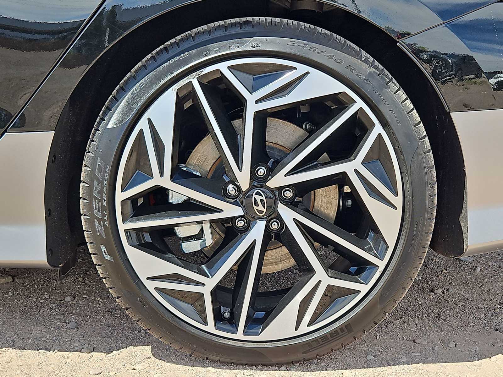 Thumbnail: 2024 Hyundai Ioniq 6 - 13