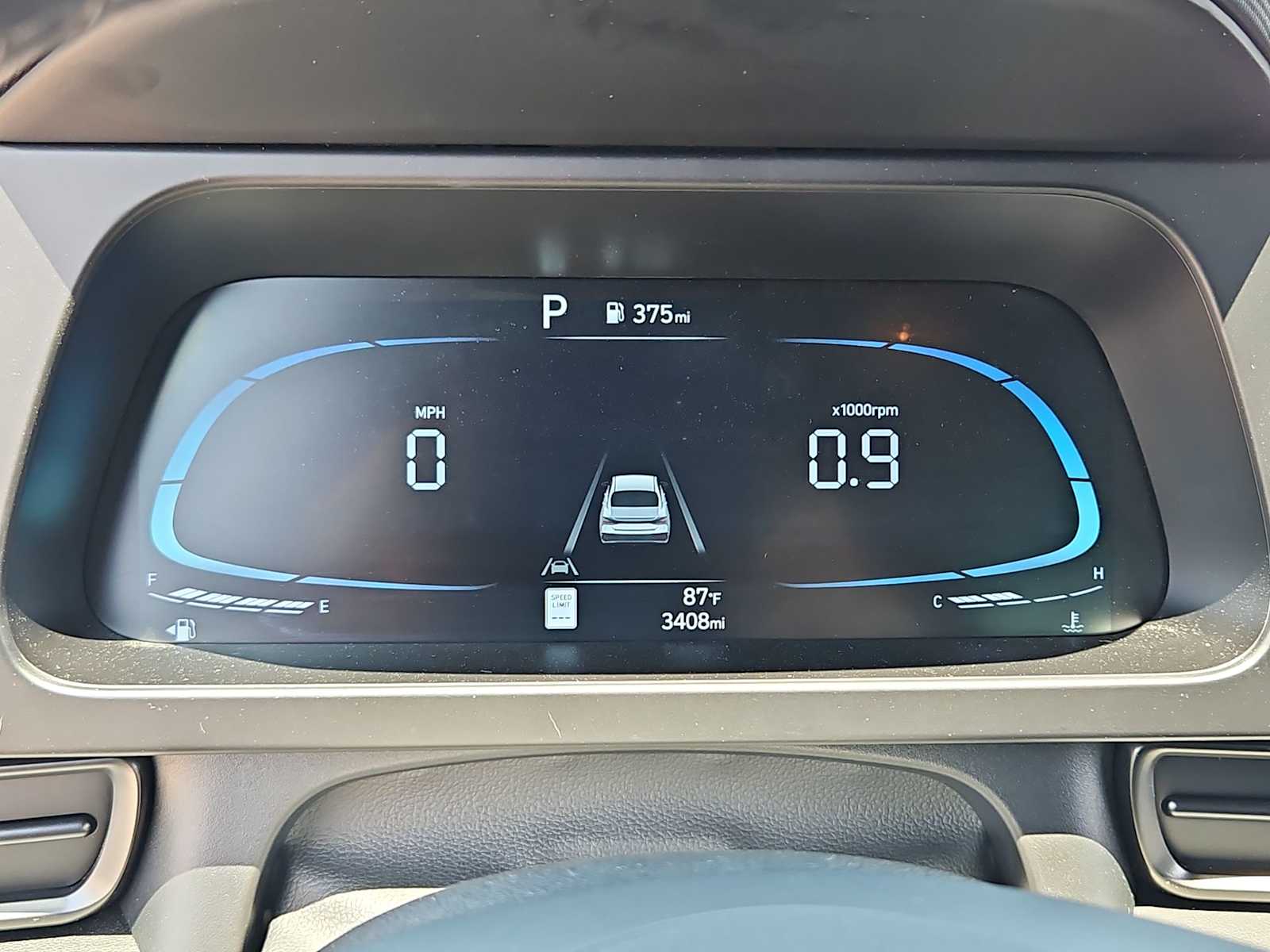 Thumbnail: 2025 Hyundai Elantra - 28