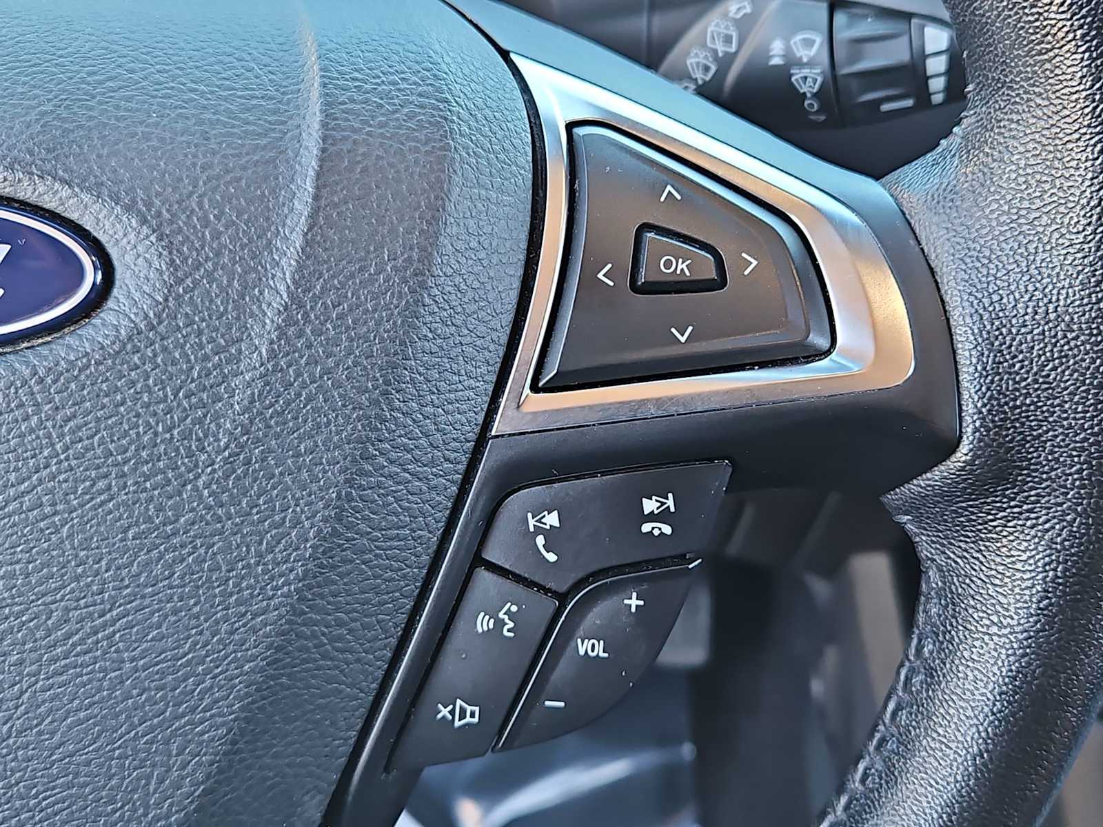 Thumbnail: 2019 Ford Edge - 24