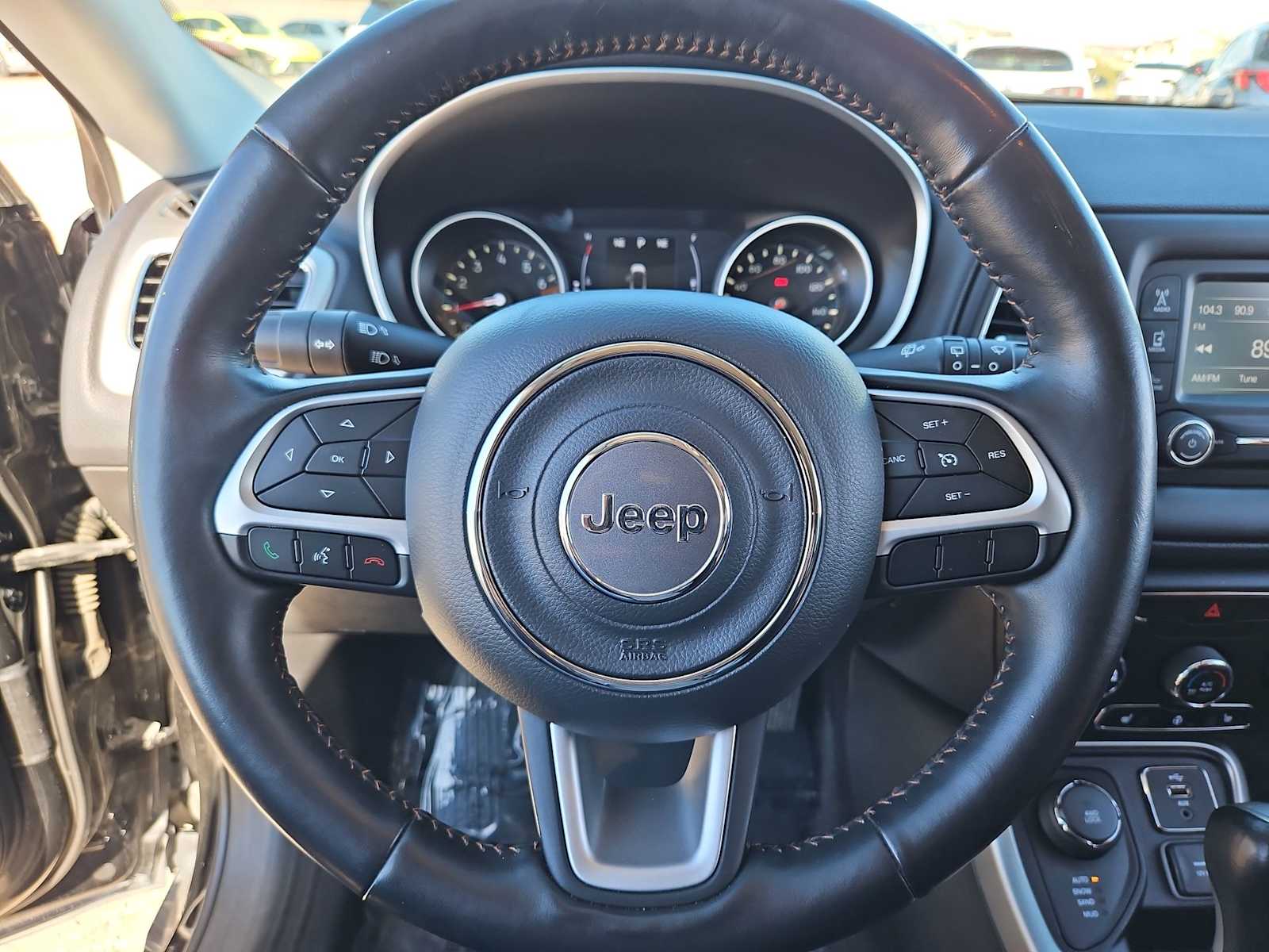 Thumbnail: 2018 Jeep Compass - 23