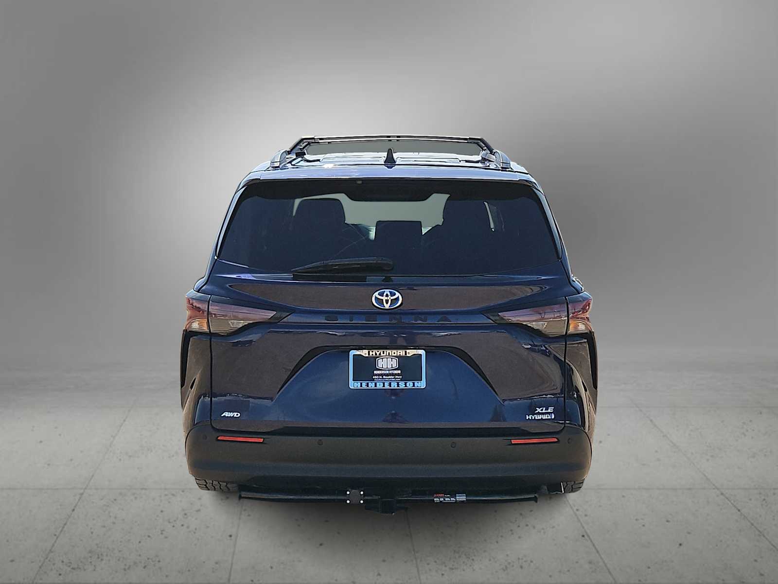 Thumbnail: 2023 Toyota Sienna - 7