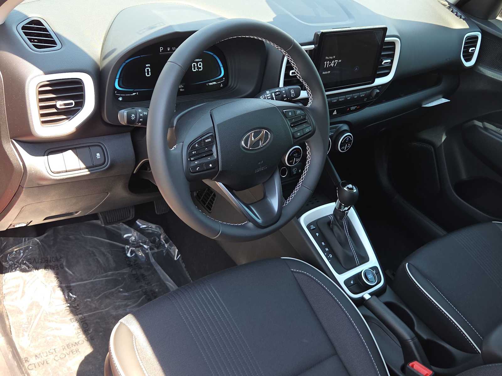 Thumbnail: 2025 Hyundai Venue - 10