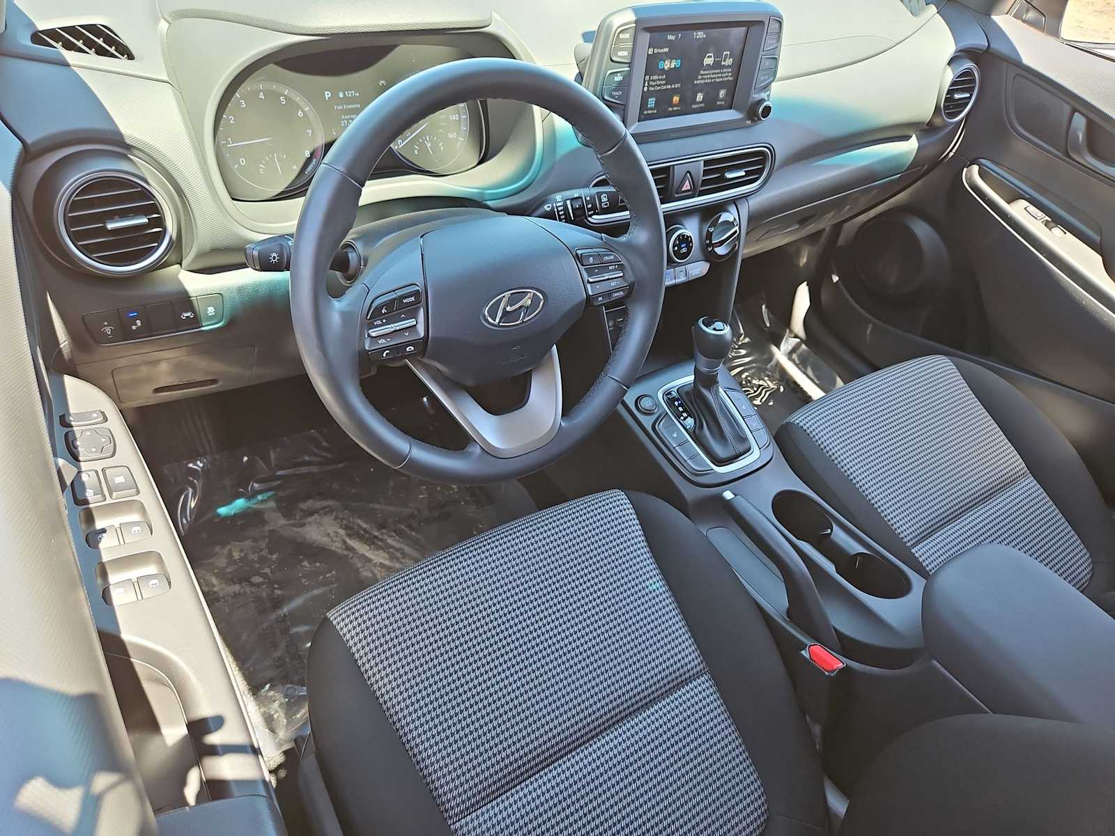 Thumbnail: 2020 Hyundai Kona - 10