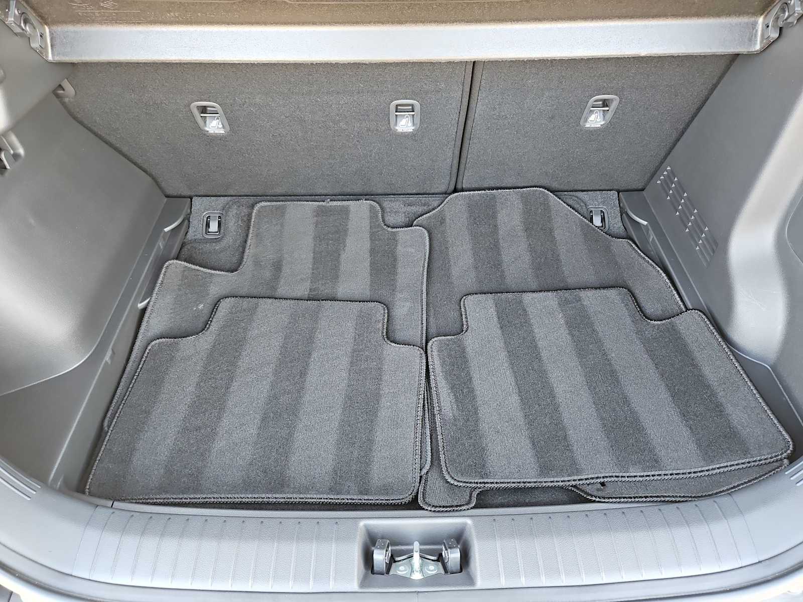 Thumbnail: 2023 Hyundai Kona - 34