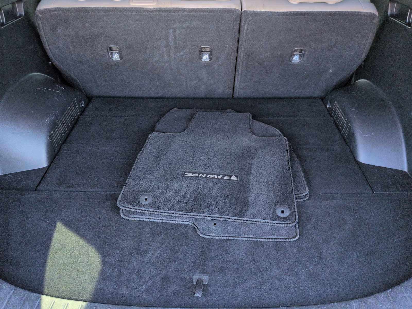 Thumbnail: 2019 Hyundai Santa Fe - 36