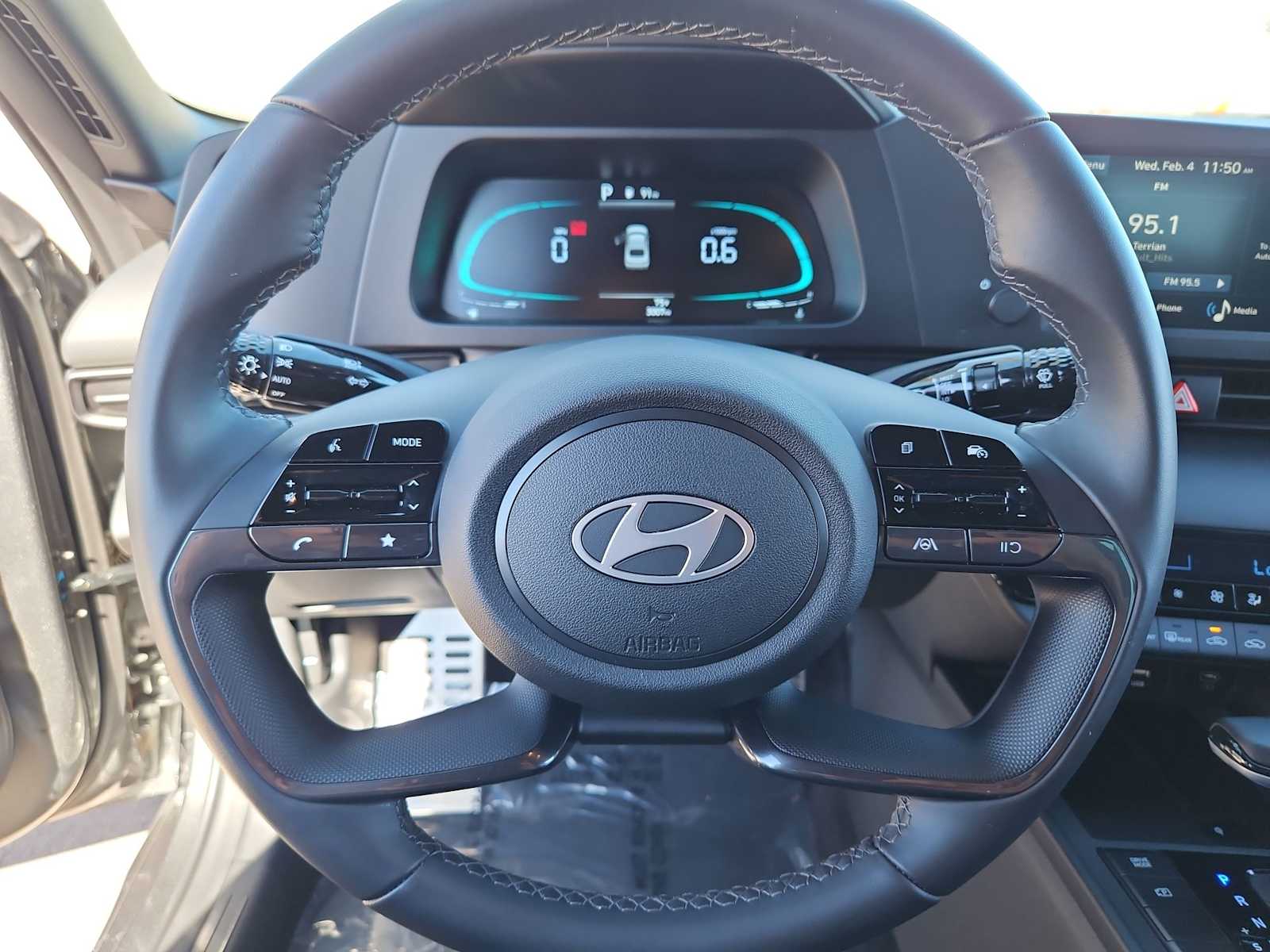 Thumbnail: 2025 Hyundai Elantra - 22