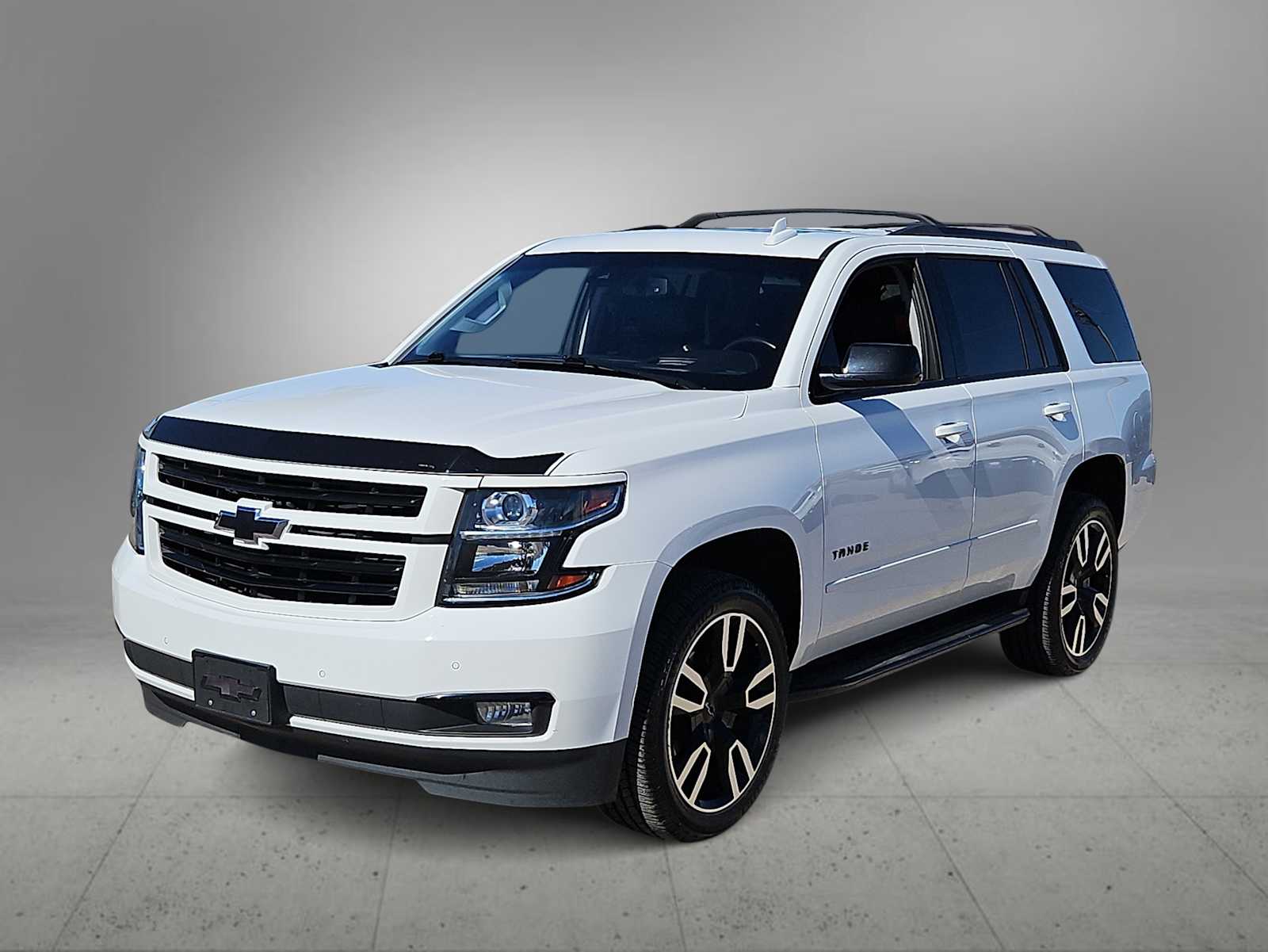 Thumbnail: 2019 Chevrolet Tahoe - 4