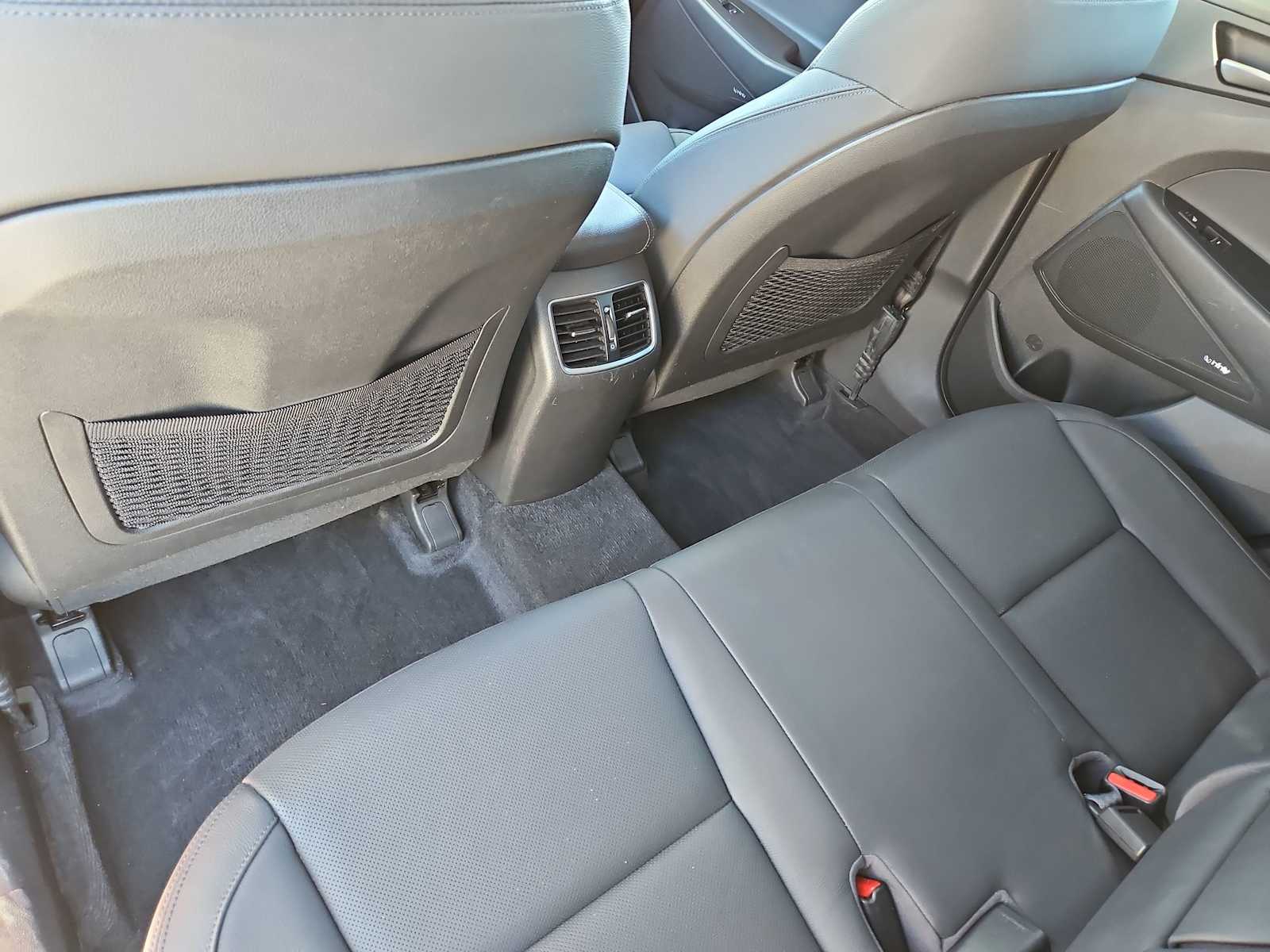 Thumbnail: 2017 Hyundai Tucson - 19