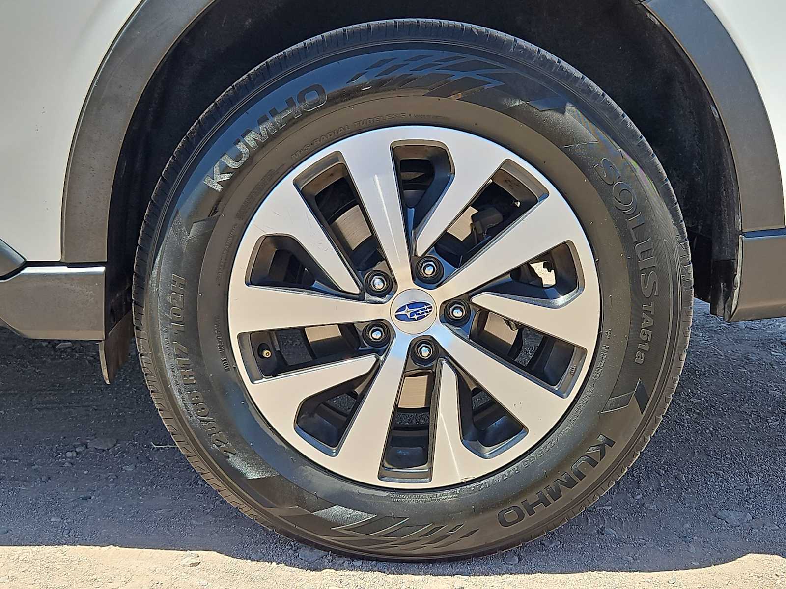 Thumbnail: 2020 Subaru Outback - 13