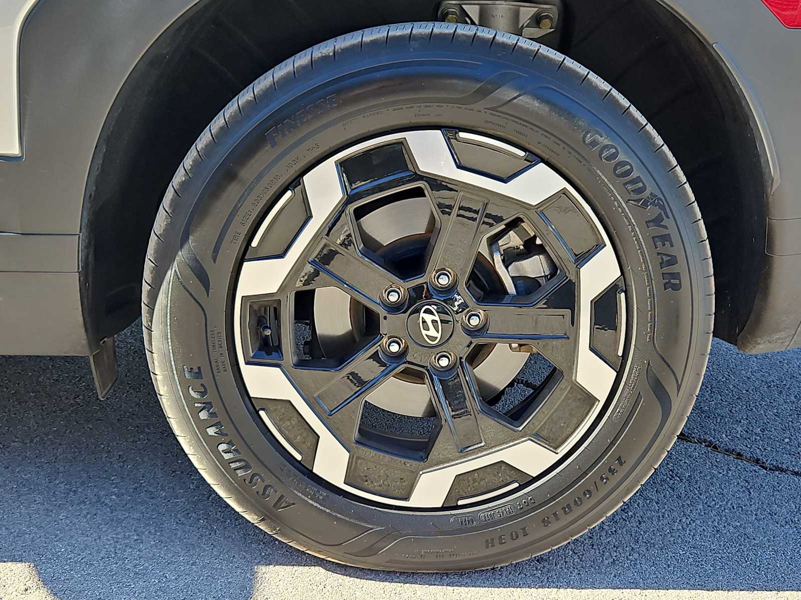 Thumbnail: 2024 Hyundai Santa Fe - 13