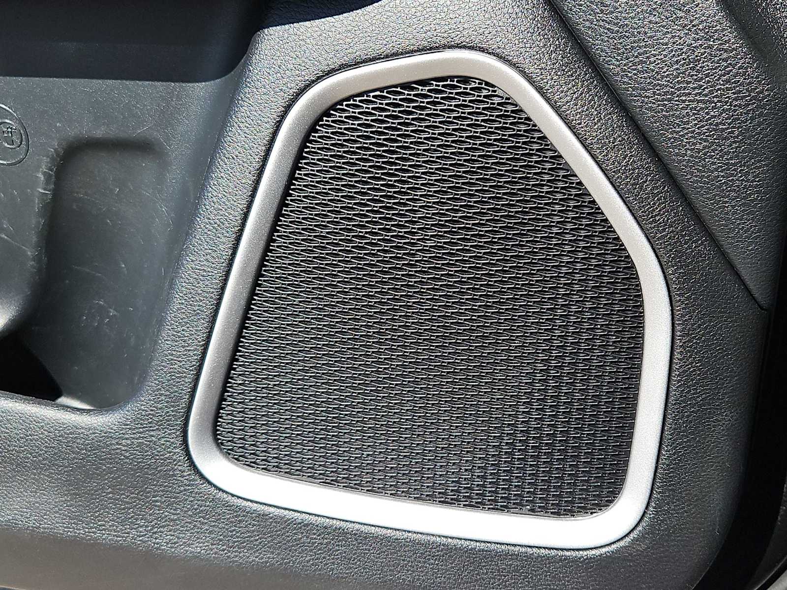 Thumbnail: 2018 Jeep Compass - 30