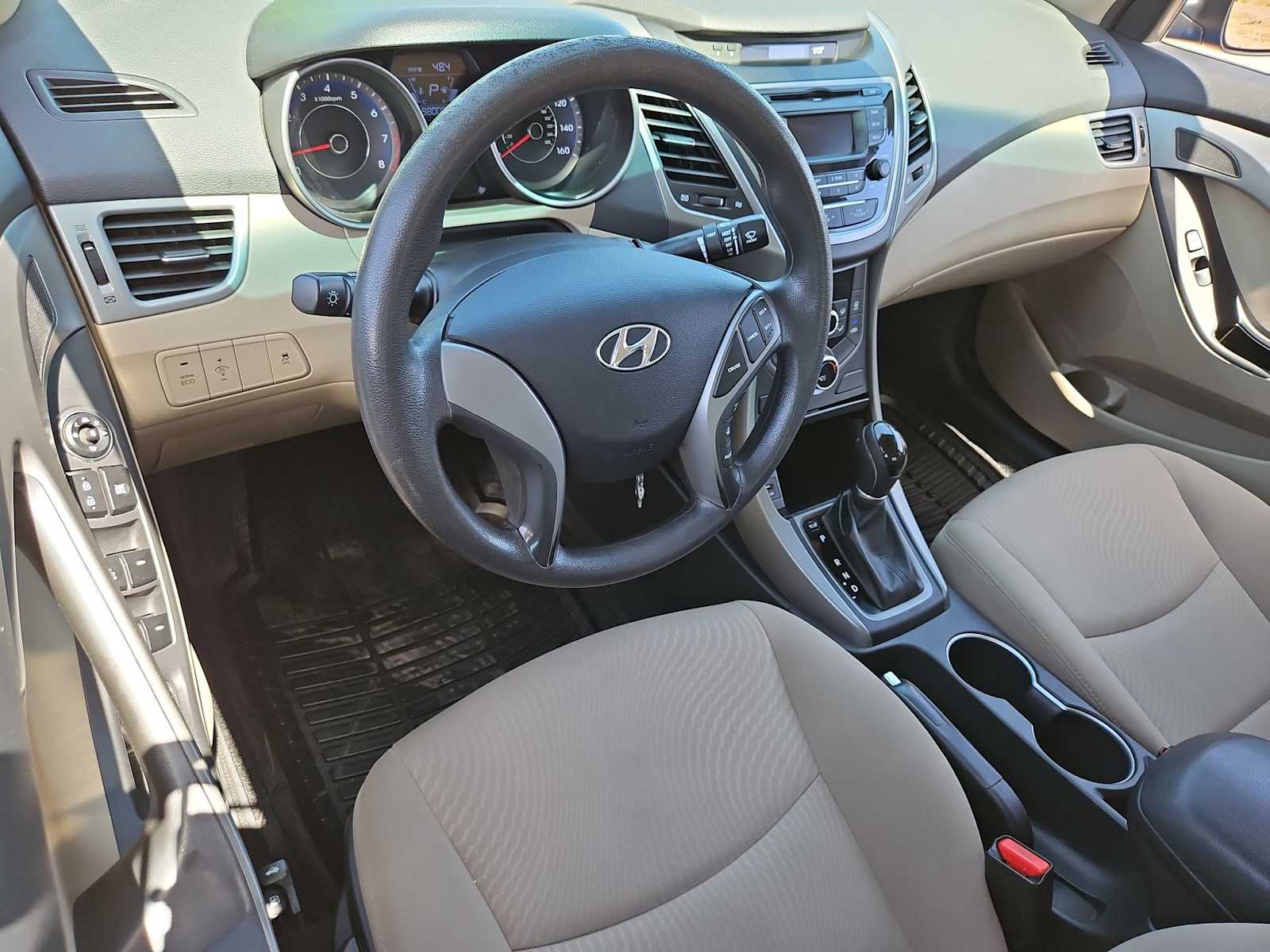 Thumbnail: 2014 Hyundai Elantra - 10