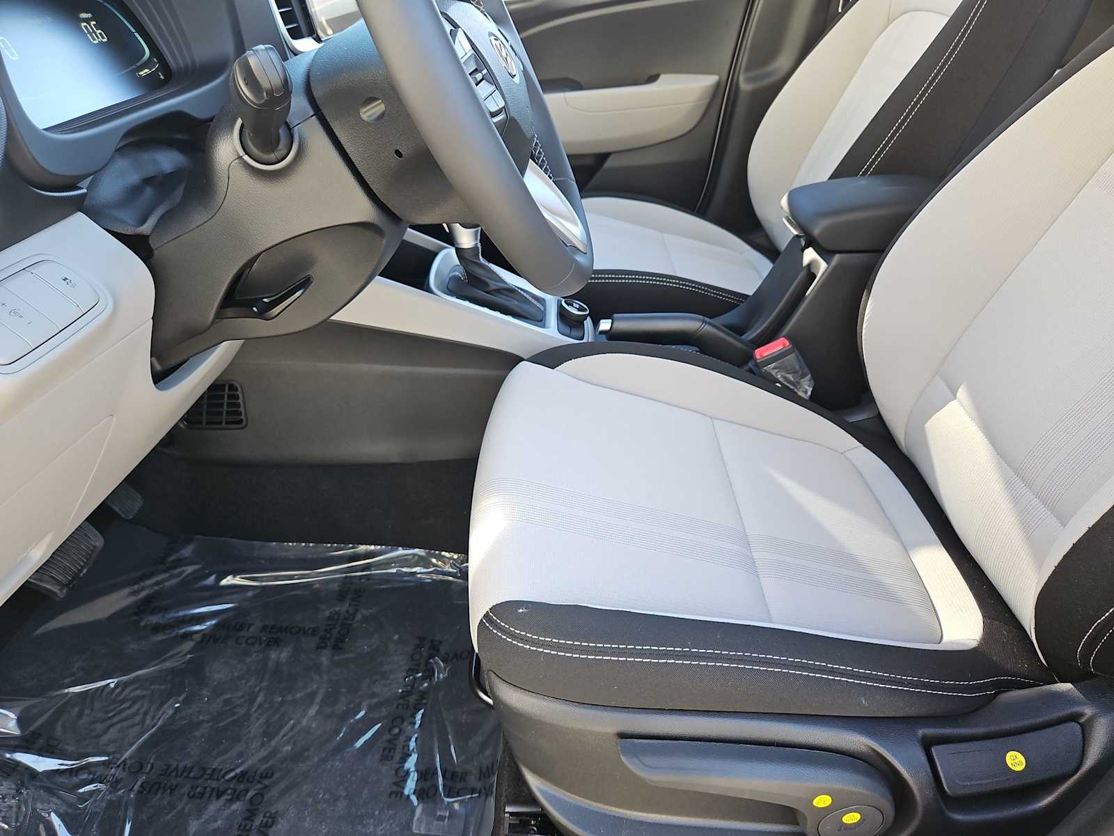 Thumbnail: 2025 Hyundai Venue - 17