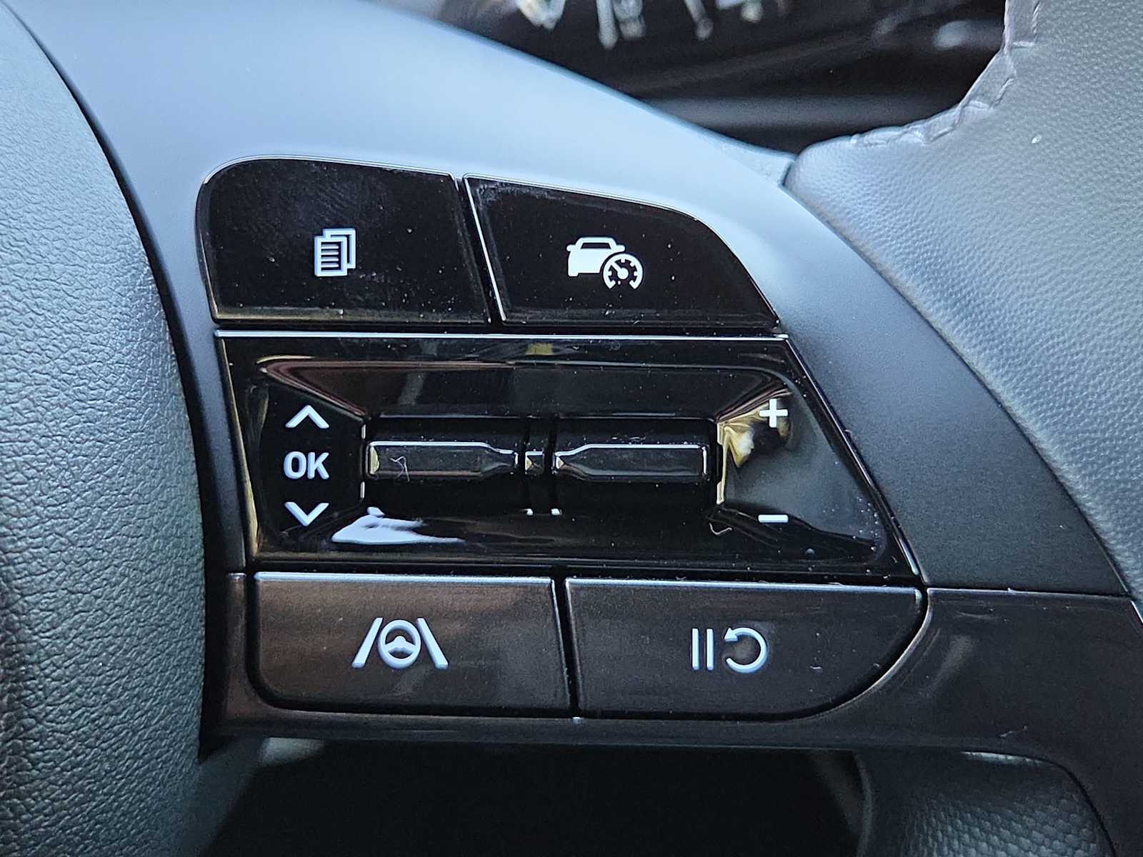 Thumbnail: 2026 Hyundai Elantra - 24