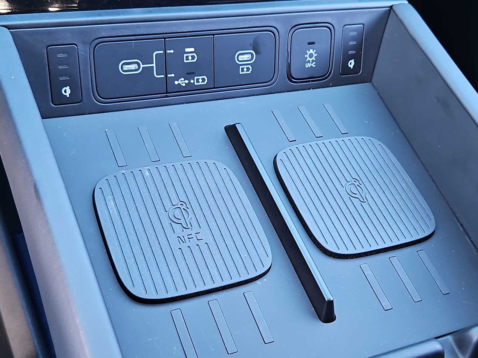 Thumbnail: 2025 Hyundai Santa Fe - 32