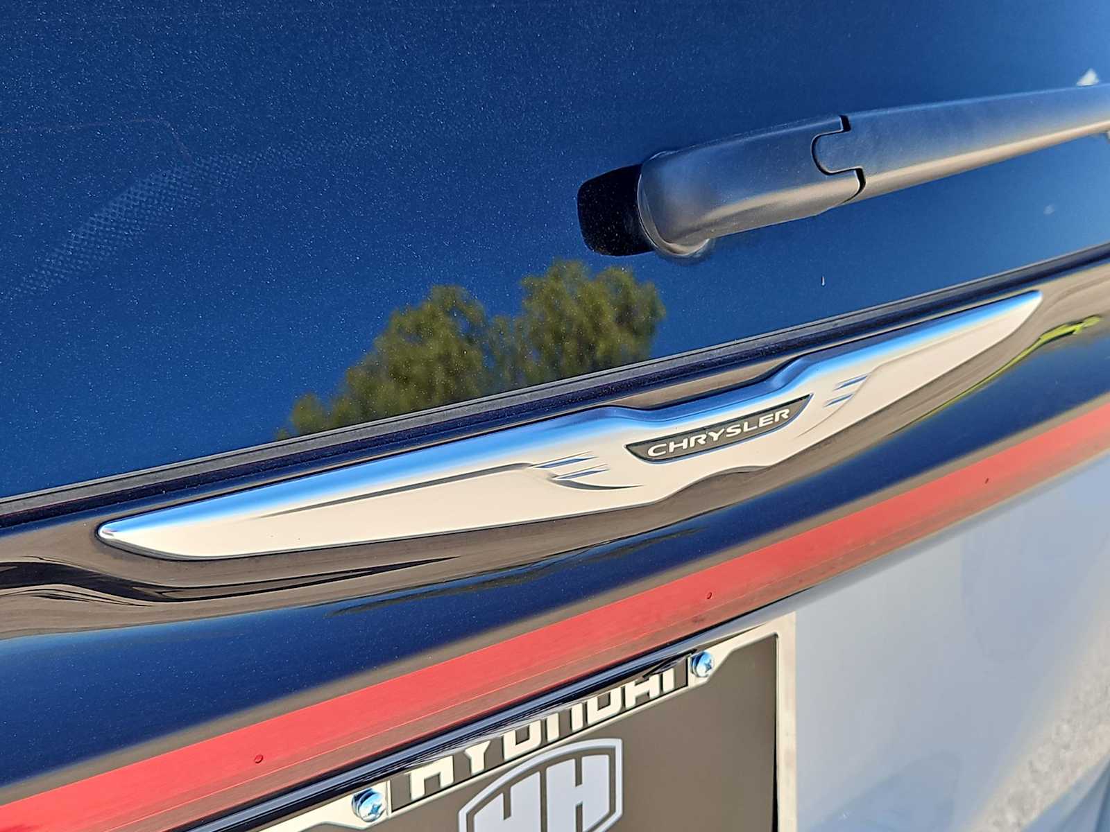 Thumbnail: 2023 Chrysler Pacifica - 12