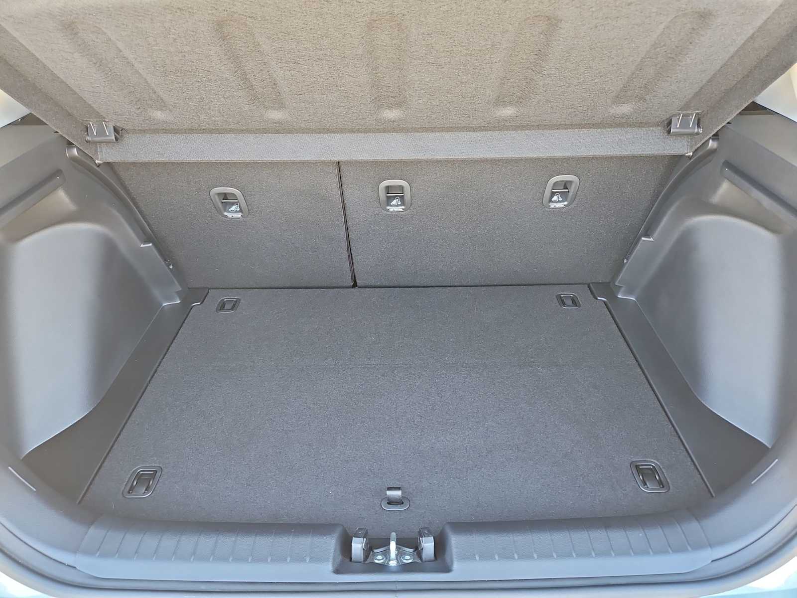 Thumbnail: 2026 Hyundai Venue - 33