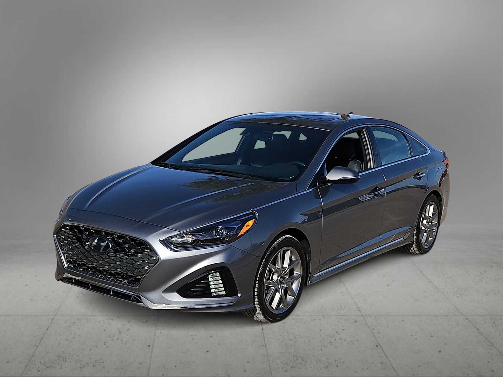 Thumbnail: 2018 Hyundai Sonata - 4