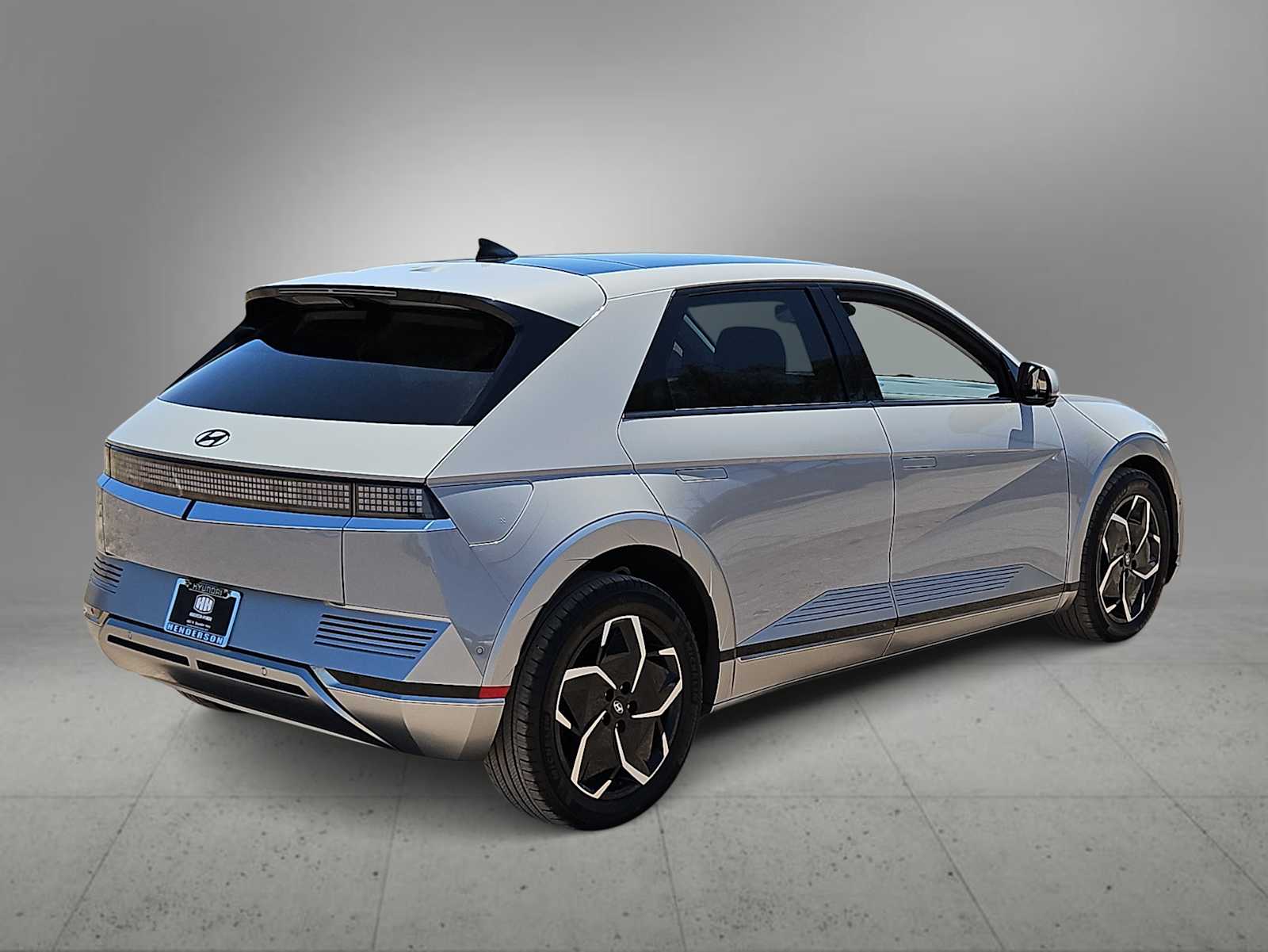 Thumbnail: 2024 Hyundai Ioniq 5 - 8