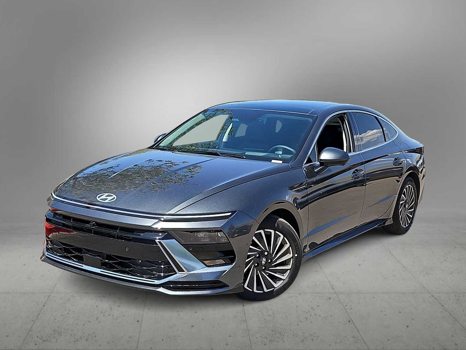 Thumbnail: 2025 Hyundai Sonata - 1