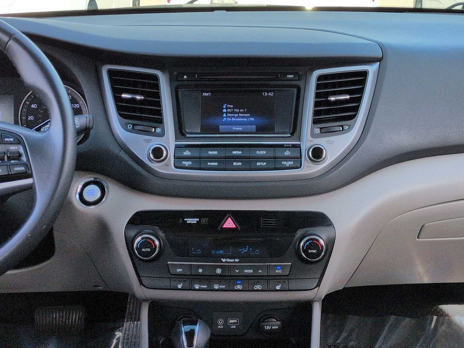 Thumbnail: 2017 Hyundai Tucson - 27