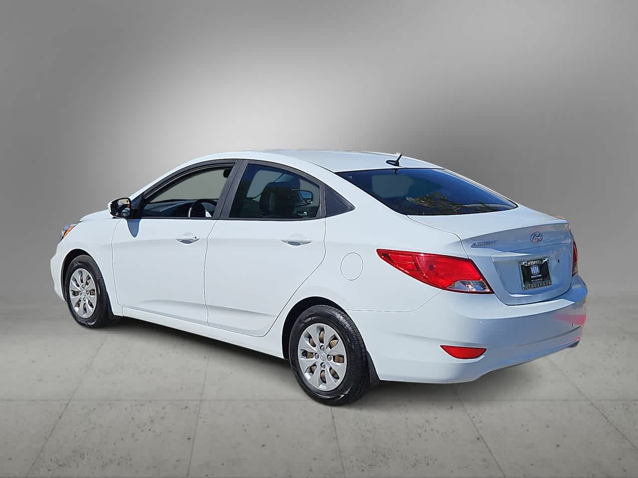 Thumbnail: 2016 Hyundai Accent - 6