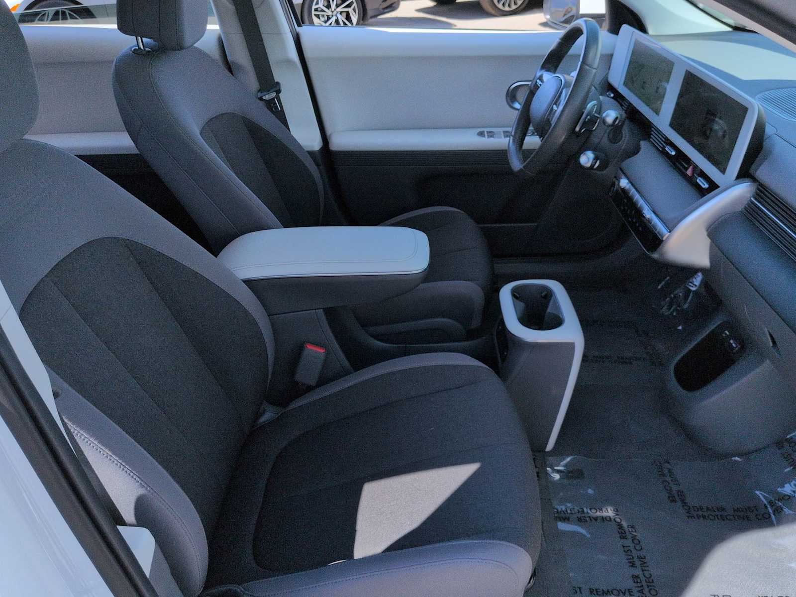 Thumbnail: 2024 Hyundai Ioniq 5 - 22