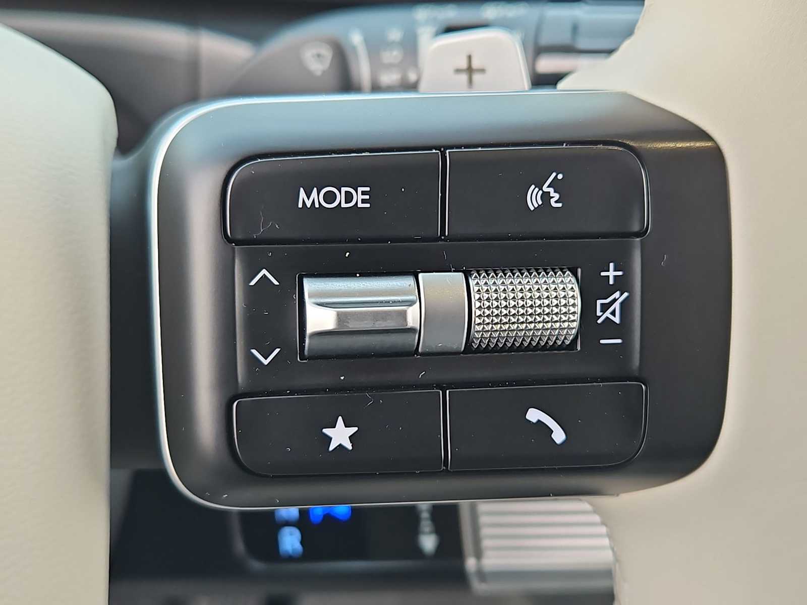 Thumbnail: 2025 Hyundai Santa Fe - 24