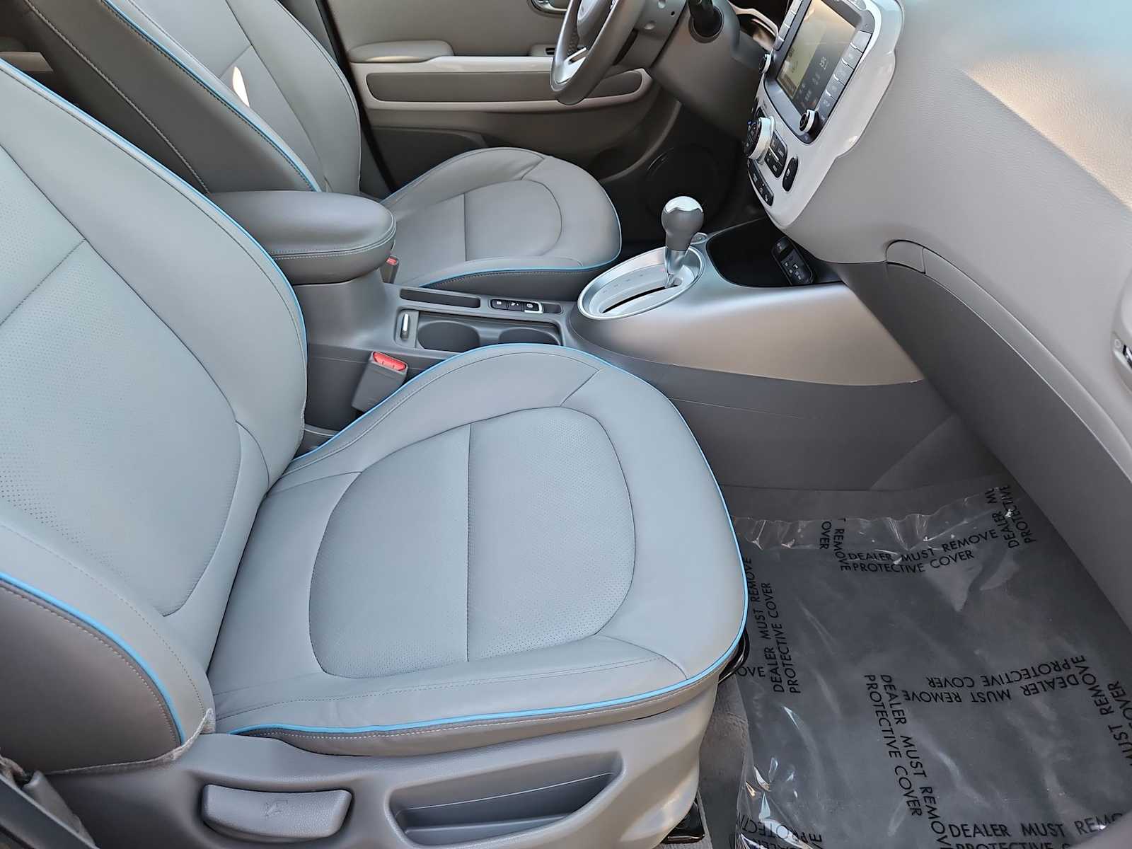 Thumbnail: 2017 Kia Soul EV - 22