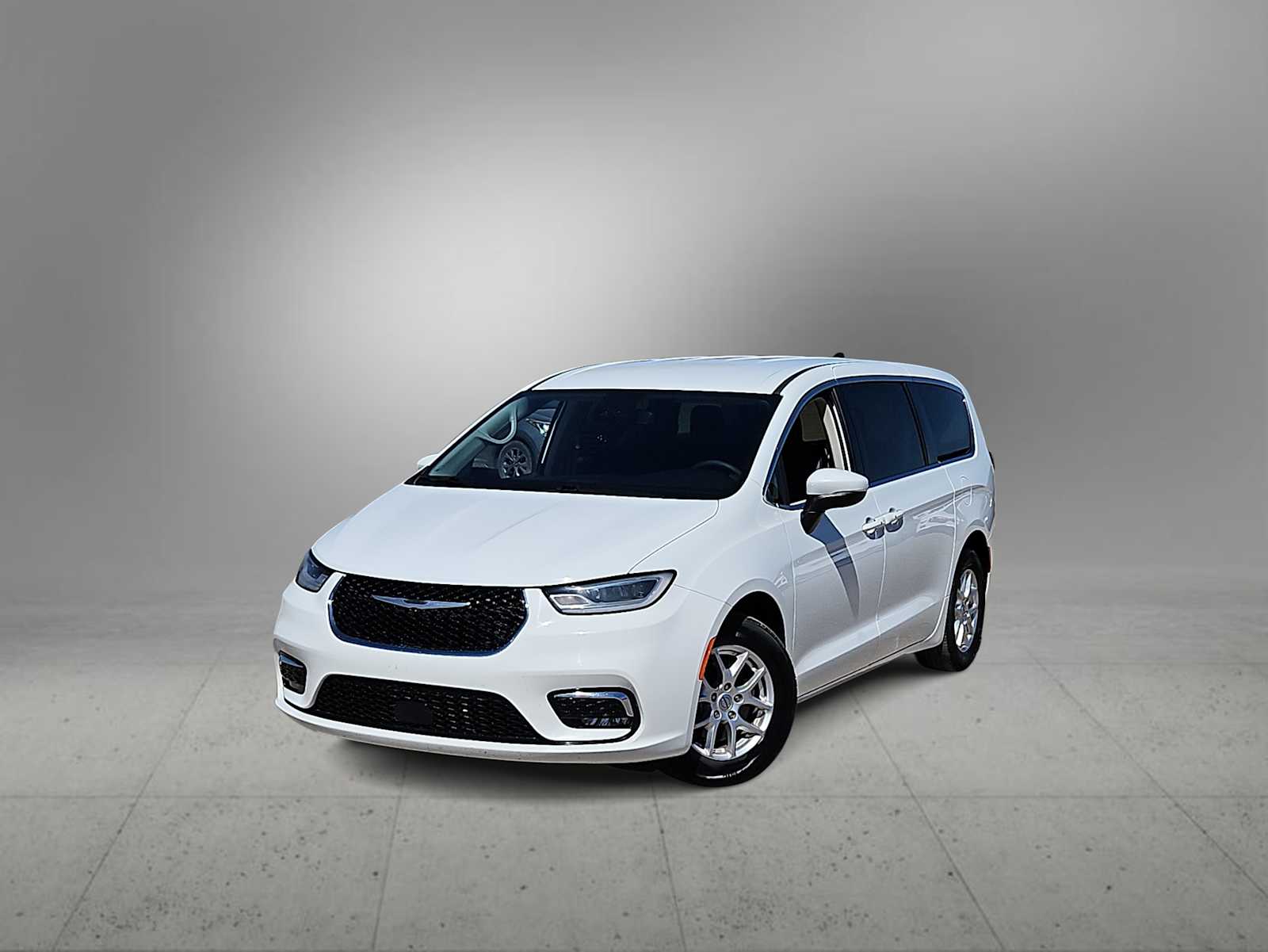 Thumbnail: 2023 Chrysler Pacifica - 1