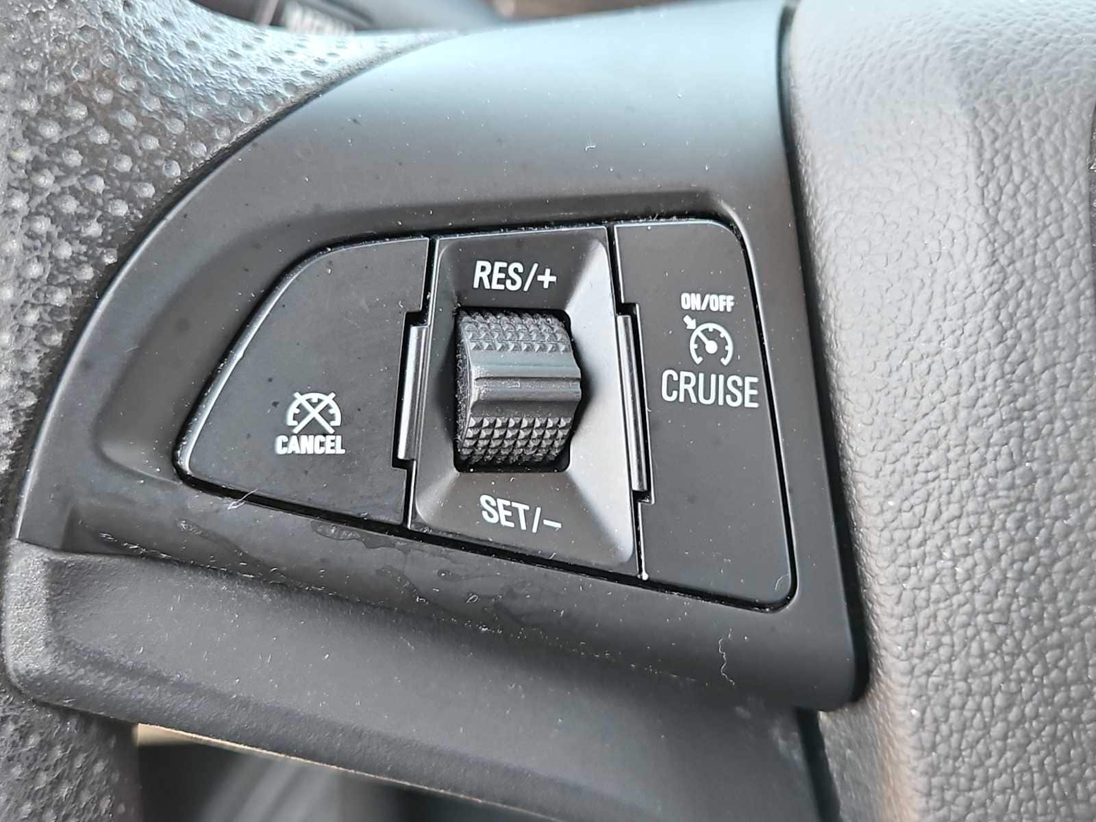 Thumbnail: 2020 Chevrolet Trax - 23