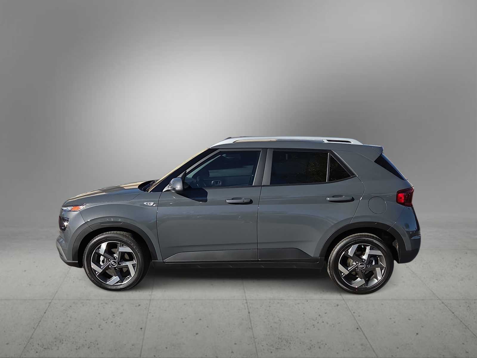 Thumbnail: 2026 Hyundai Venue - 5