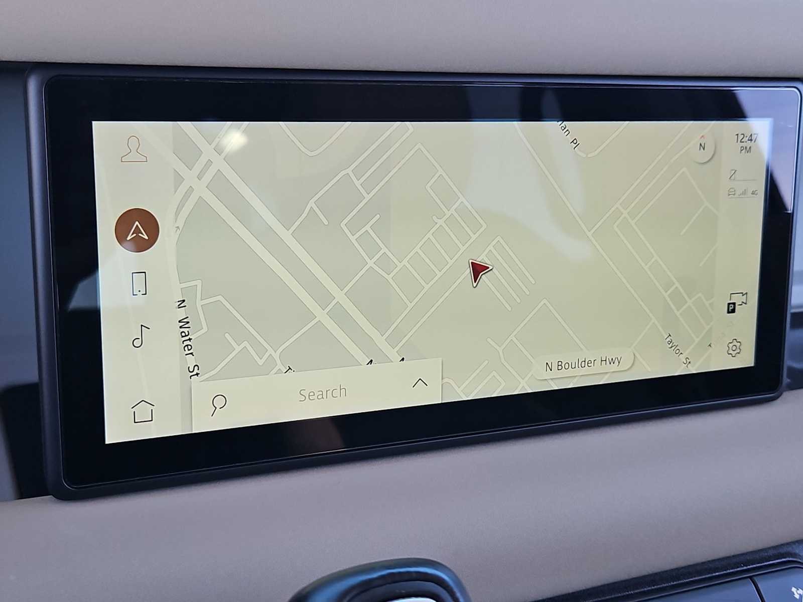 Thumbnail: 2022 Land Rover Defender - 30