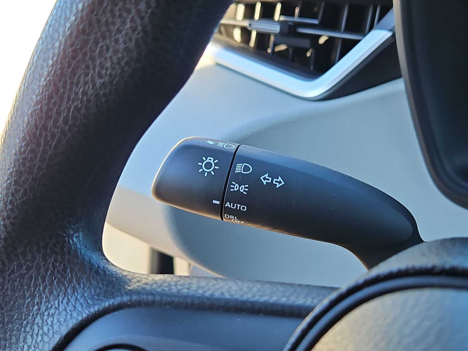 Thumbnail: 2021 Toyota Corolla - 26