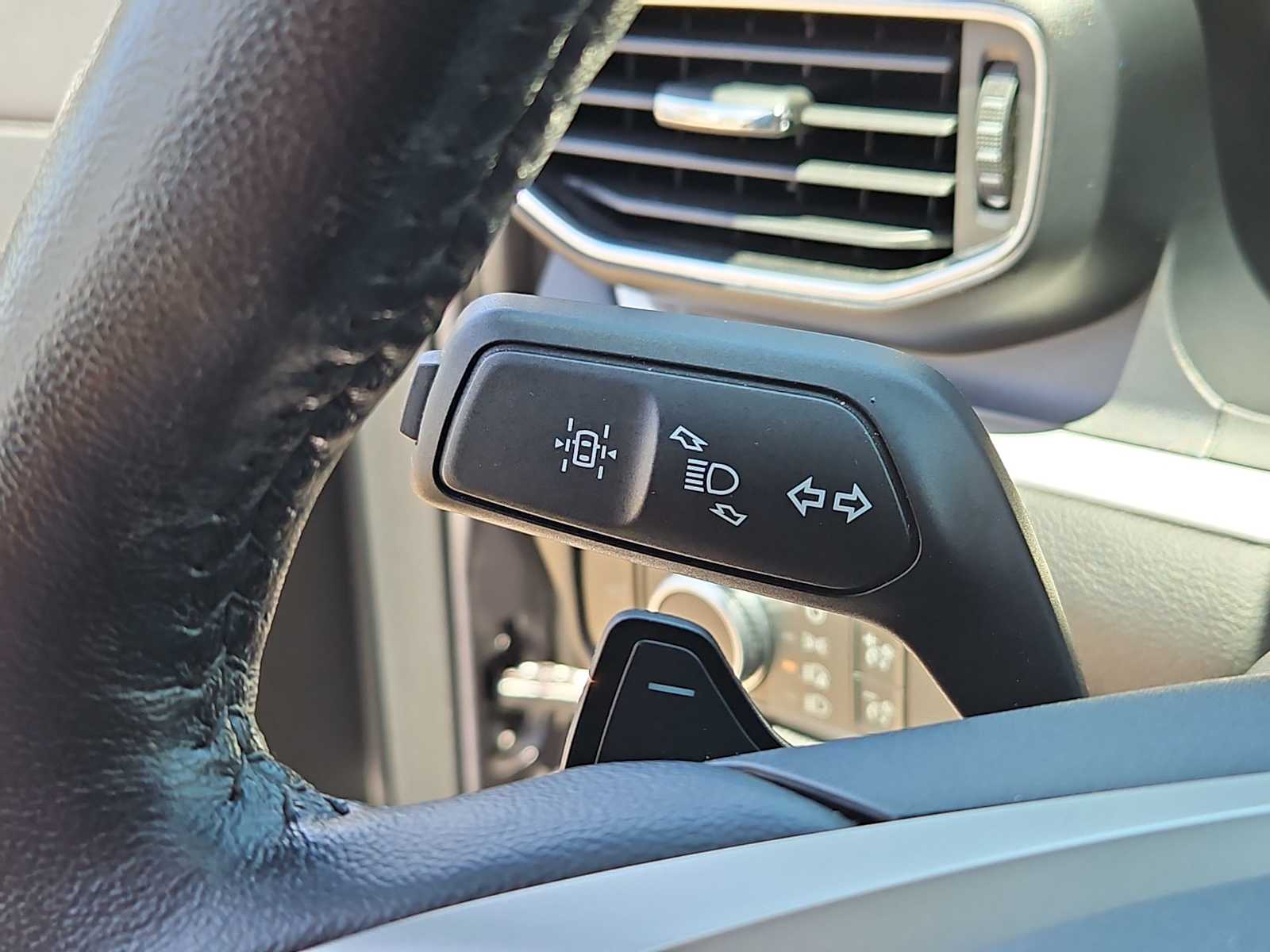 Thumbnail: 2021 Ford Explorer - 24