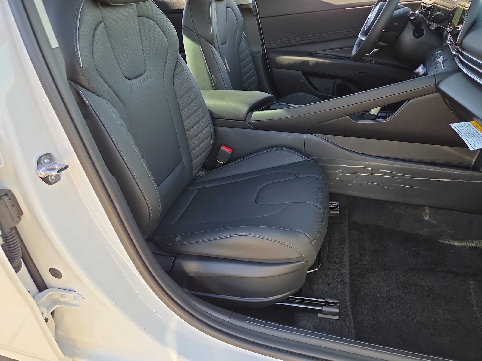 Thumbnail: 2026 Hyundai Elantra - 22