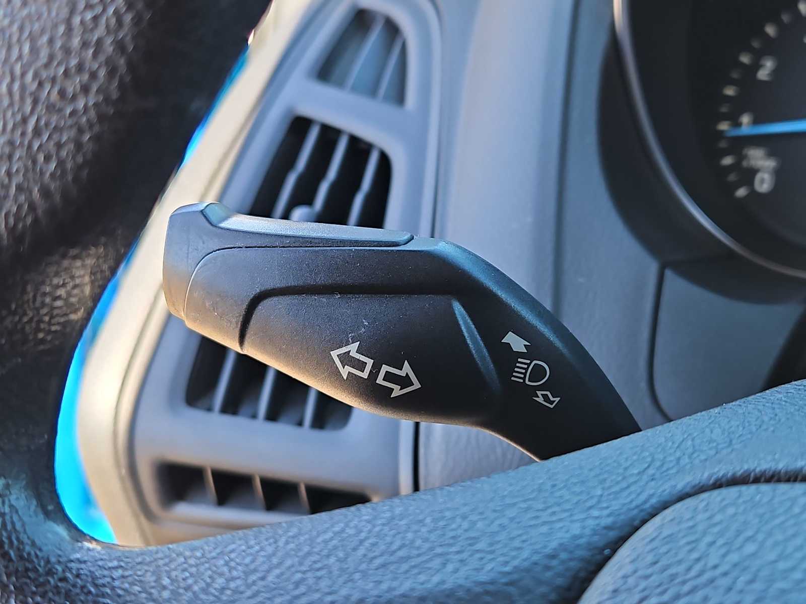 Thumbnail: 2016 Ford Focus - 26