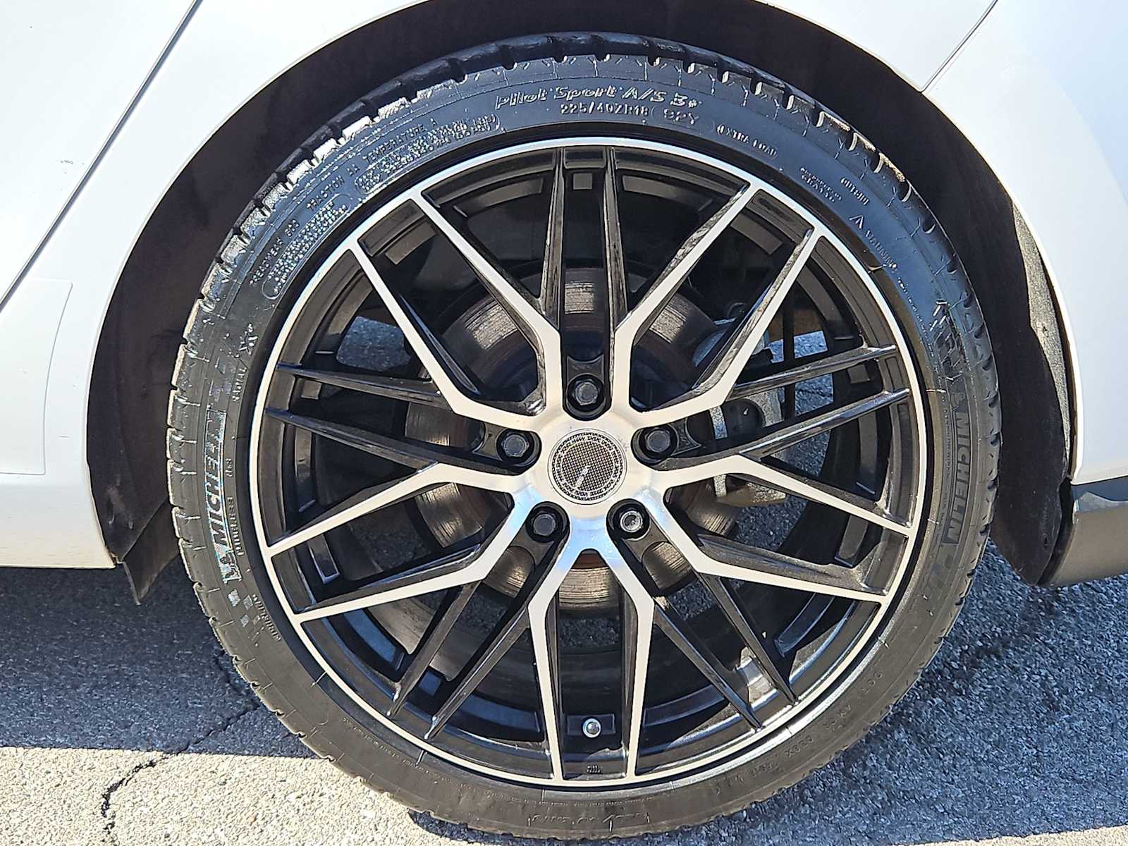 Thumbnail: 2020 Hyundai Elantra - 12