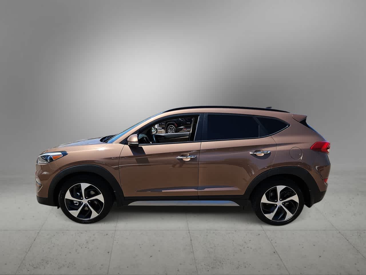 Thumbnail: 2017 Hyundai Tucson - 5