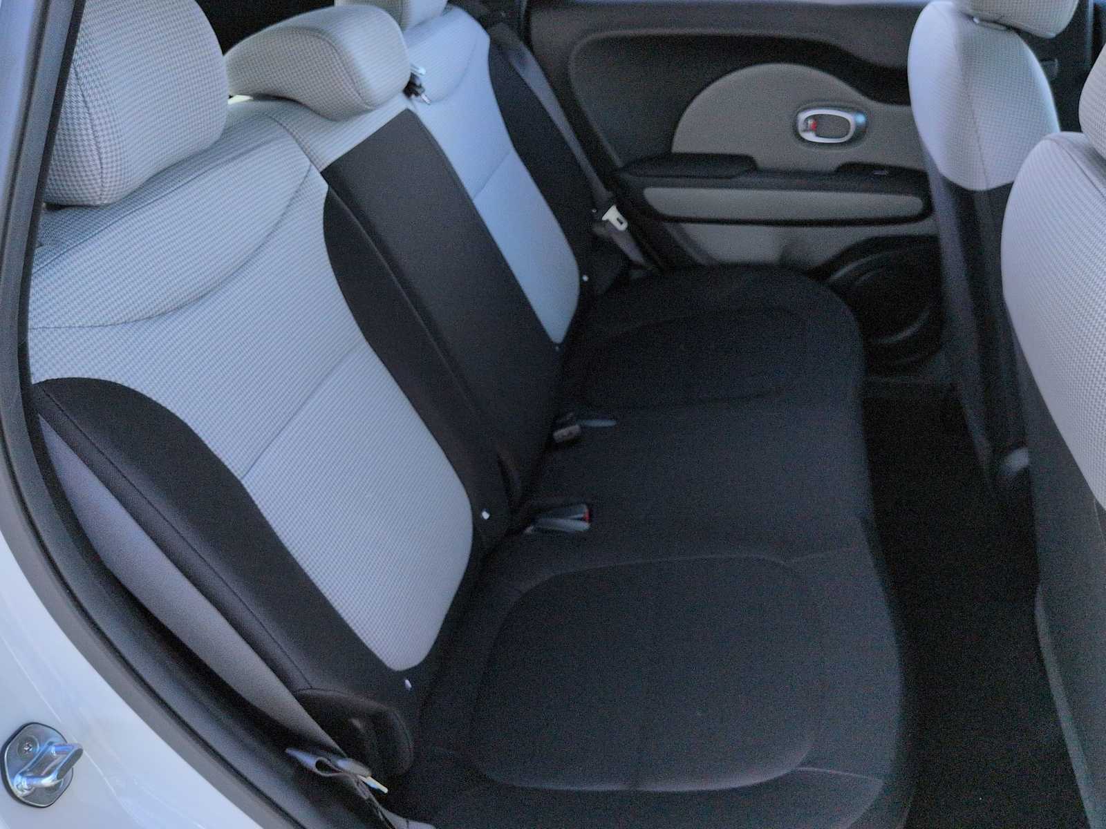 Thumbnail: 2017 Kia Soul - 21