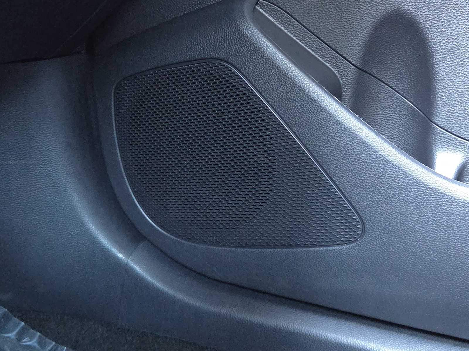 Thumbnail: 2023 Toyota Corolla Cross - 31