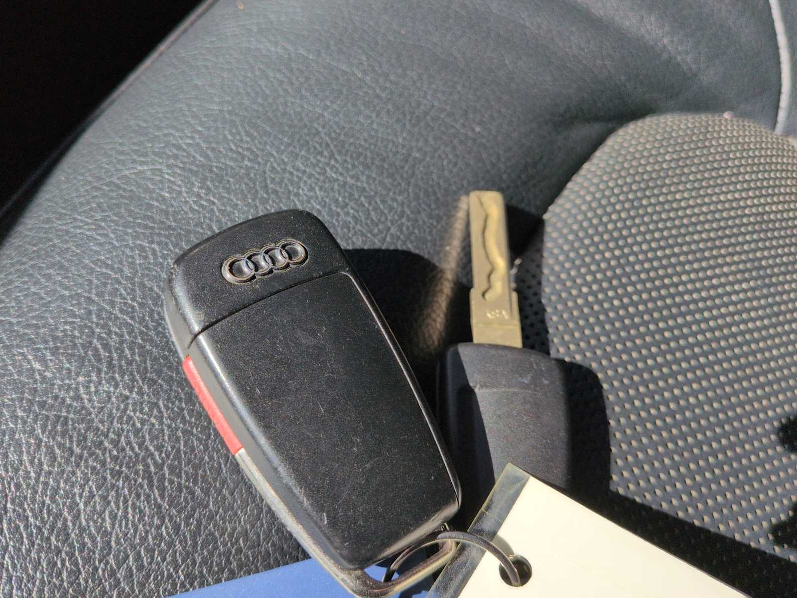 Thumbnail: 2015 Audi Q7 - 36