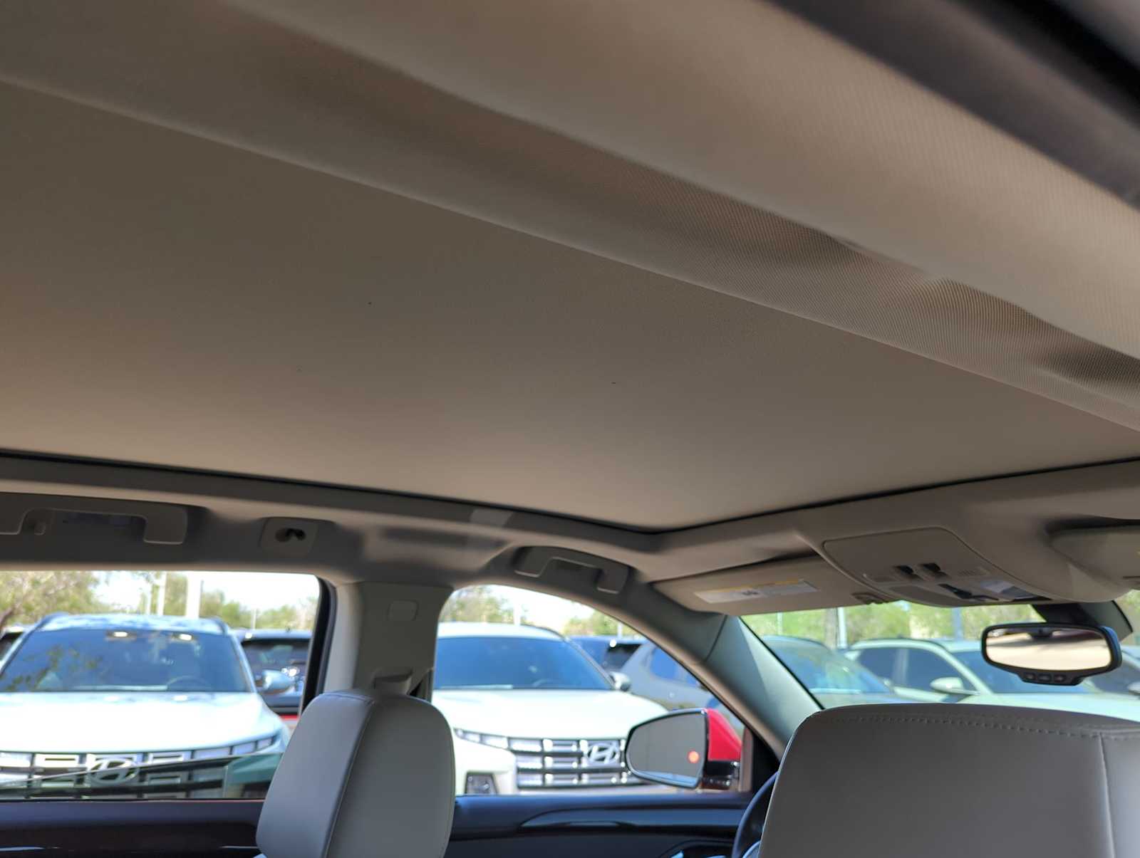 Thumbnail: 2016 Cadillac SRX - 22