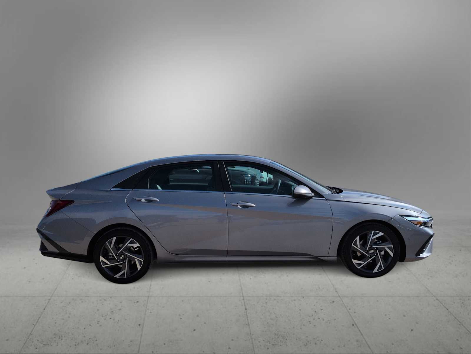 Thumbnail: 2025 Hyundai Elantra - 9