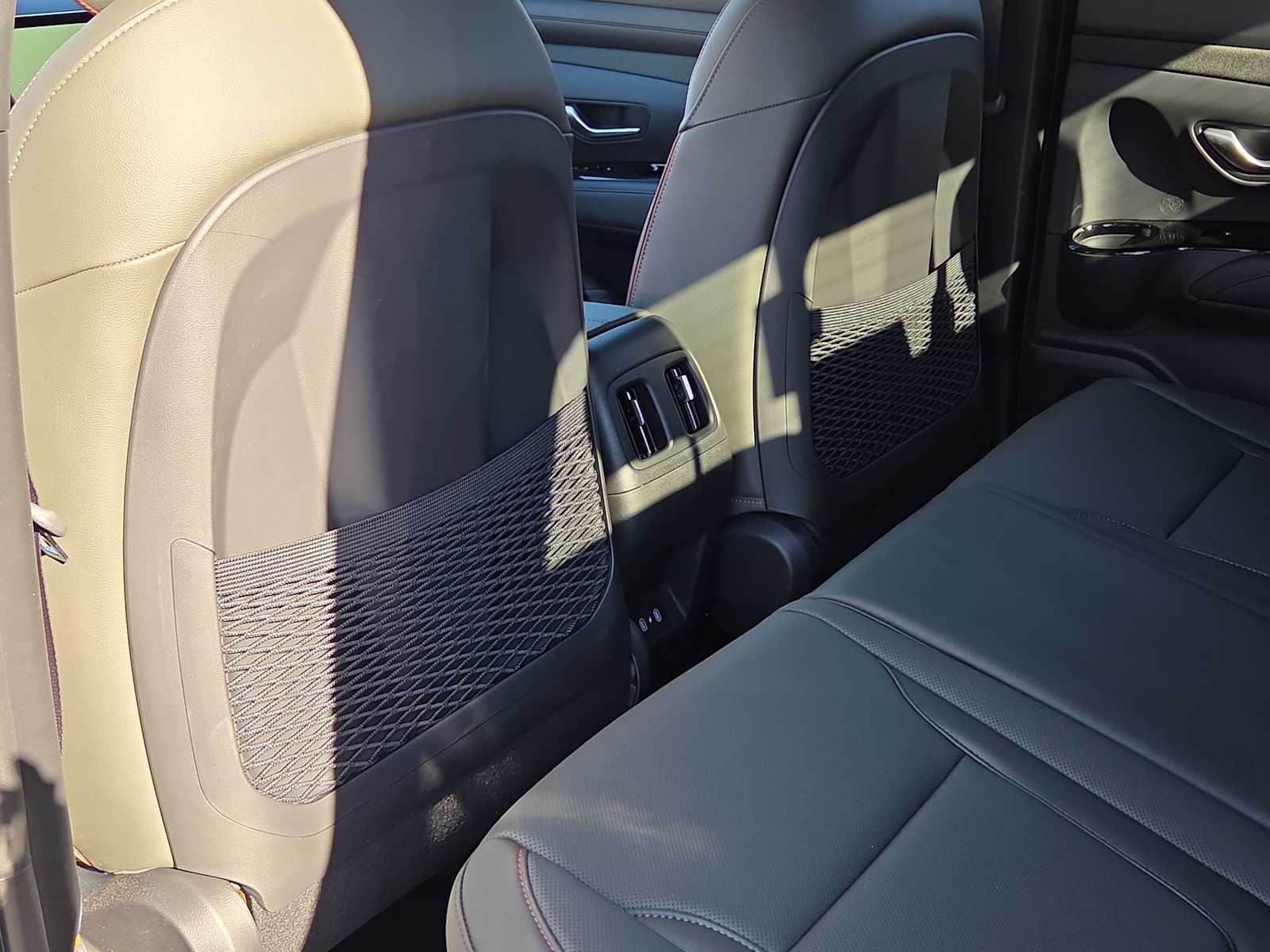 Thumbnail: 2025 Hyundai Santa Cruz - 18