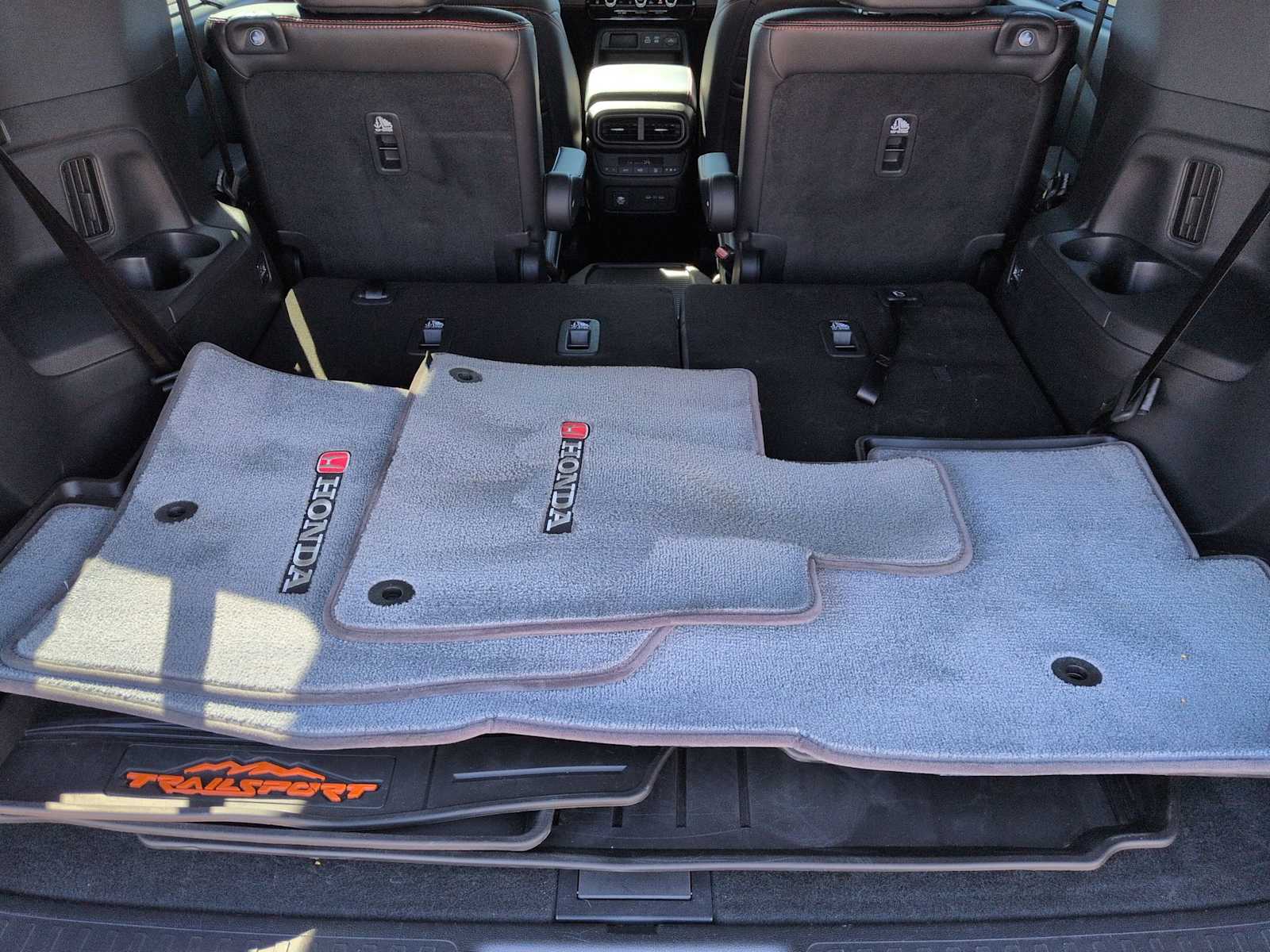 Thumbnail: 2024 Honda Pilot - 36